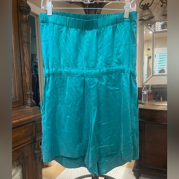 Club Monaco brushed silk strapless romper. GUC - Picture 2 of 4